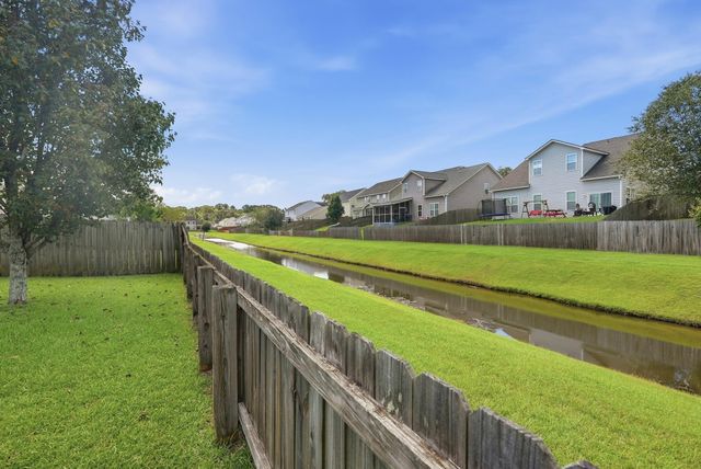 223 Donatella Drive, Goose Creek, SC 29445