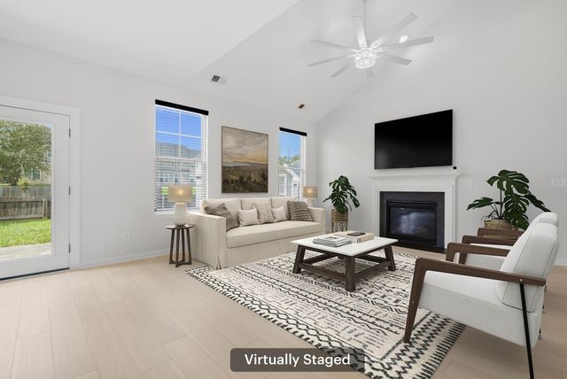 223 Donatella Drive, Goose Creek, SC 29445