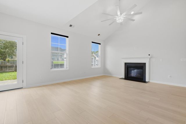 223 Donatella Drive, Goose Creek, SC 29445
