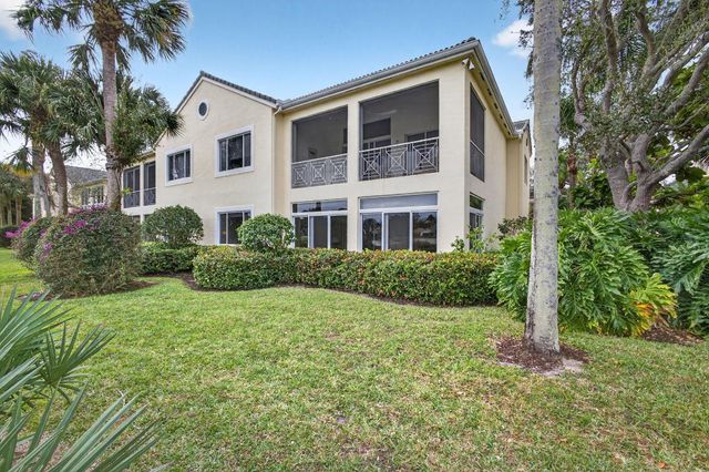 113 Palm Point Circle A, Palm Beach Gardens, FL 33418