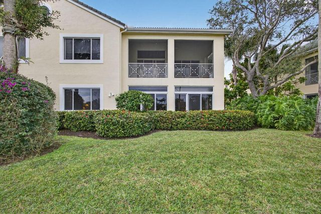 113 Palm Point Circle A, Palm Beach Gardens, FL 33418