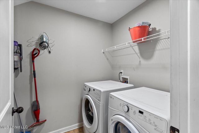 6780 Clarmore Drive, Olive Branch, MS 38654