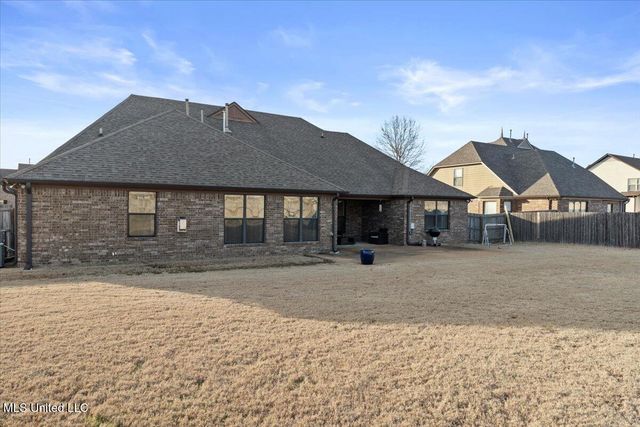 6780 Clarmore Drive, Olive Branch, MS 38654