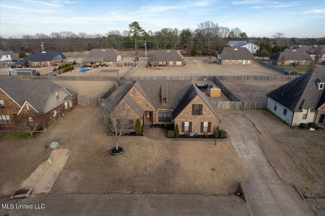 6780 Clarmore Drive, Olive Branch, MS 38654