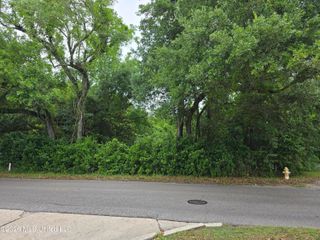 2015 W 2nd Street, Long Beach, MS 39560