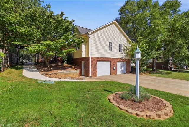 4595 Peter Pfaff Drive, Pfafftown, NC 27040