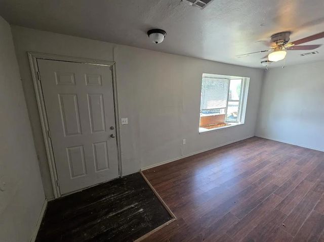 10311 Bellview, Midwest City, OK 73130