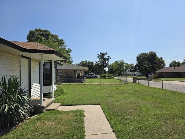 10311 Bellview, Midwest City, OK 73130
