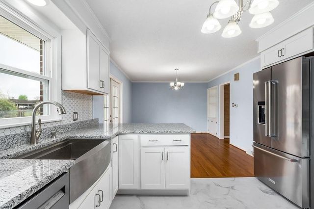 210 Gillen Dr, Sparta, TN 38583