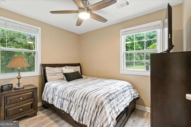 142 Hutton Place, Atlanta, GA 30318