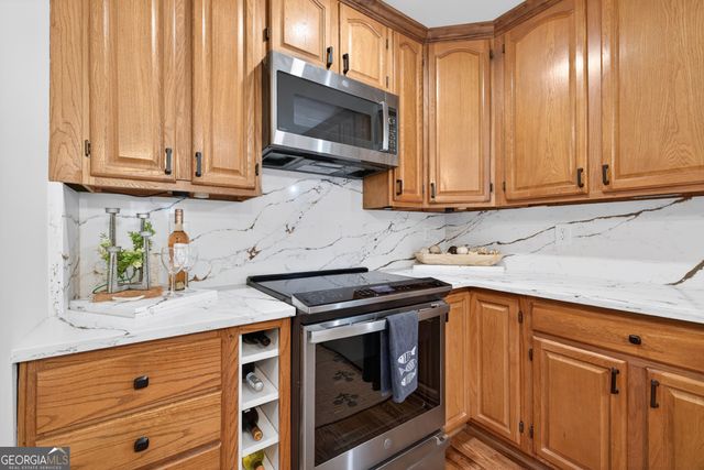 554 S Steel Bridge Road, Eatonton, GA 31024
