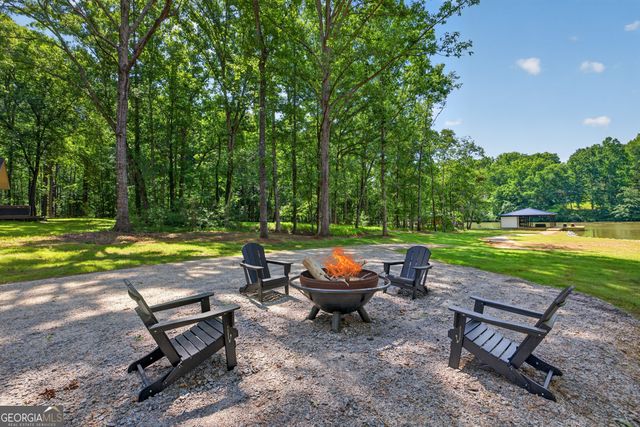 554 S Steel Bridge Road, Eatonton, GA 31024