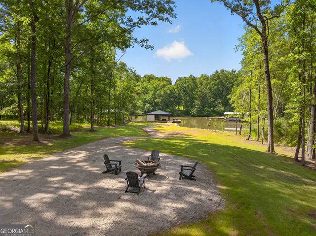 554 S Steel Bridge Road, Eatonton, GA 31024