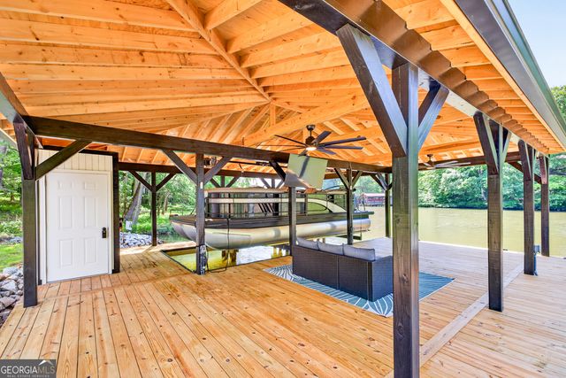 554 S Steel Bridge Road, Eatonton, GA 31024