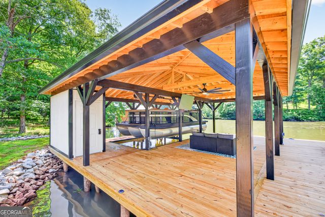 554 S Steel Bridge Road, Eatonton, GA 31024
