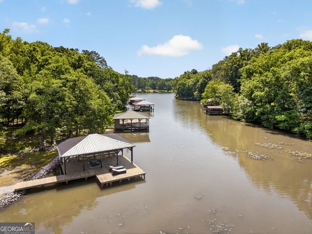 554 S Steel Bridge Road, Eatonton, GA 31024
