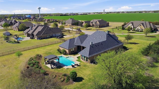 820 Maplewood Lane, Lucas, TX 75002