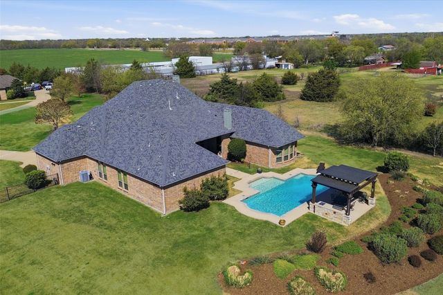 820 Maplewood Lane, Lucas, TX 75002