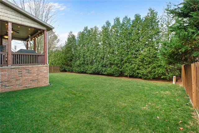 5610 Brighton Road, Rogers, AR 72758