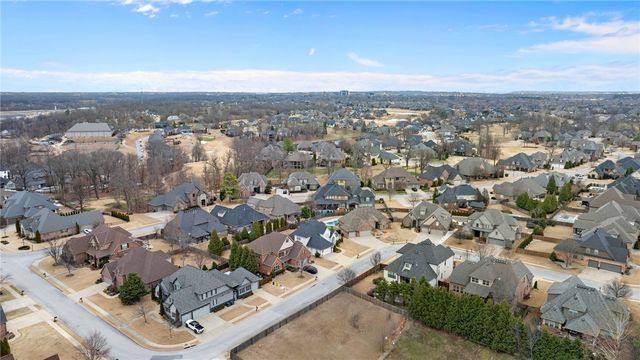 5610 Brighton Road, Rogers, AR 72758