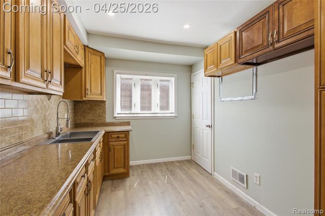 16744 Fenmore Street, Detroit, Mi, Usa Street, Detroit, MI 48235