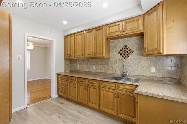 16744 Fenmore Street, Detroit, Mi, Usa Street, Detroit, MI 48235