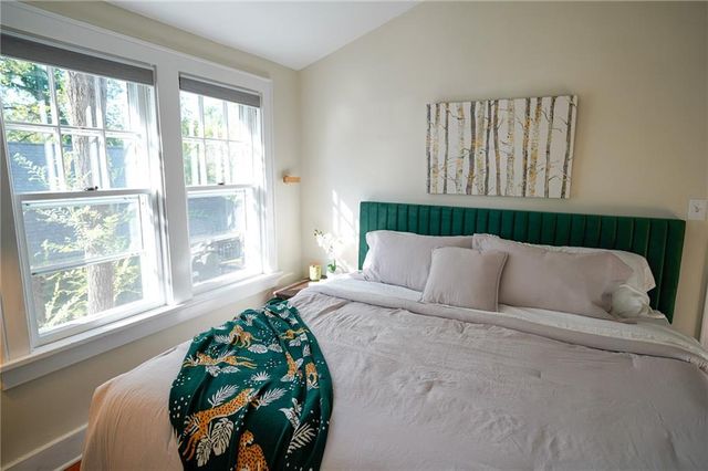 1800 Illinois Street, Lawrence, KS 66044