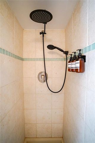 1800 Illinois Street, Lawrence, KS 66044