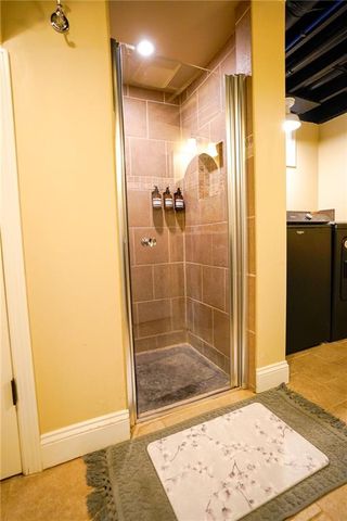 1800 Illinois Street, Lawrence, KS 66044