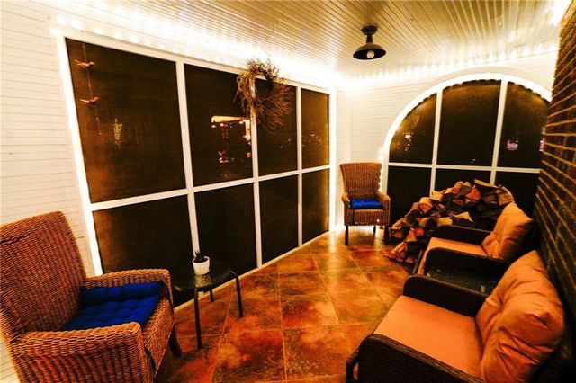 1800 Illinois Street, Lawrence, KS 66044