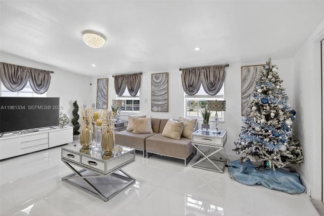 3220 NW 2nd St, Lauderhill, FL 33311