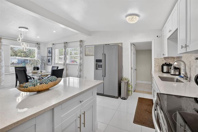 3220 NW 2nd St, Lauderhill, FL 33311