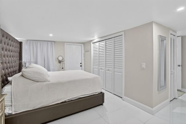 3220 NW 2nd St, Lauderhill, FL 33311