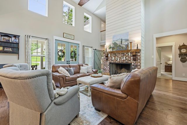 390 Camden Hills W, Montgomery, TX 77356