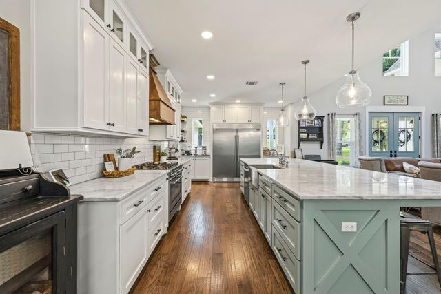 390 Camden Hills W, Montgomery, TX 77356
