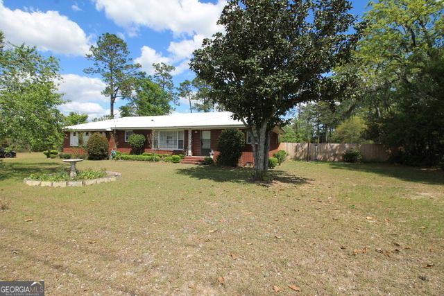 1749 Us Highway 1 N, Alma, GA 31510