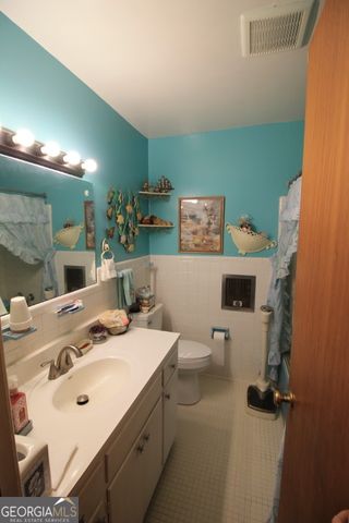 1749 Us Highway 1 N, Alma, GA 31510