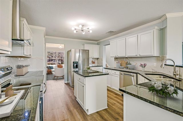 222 Herrera TRL, Hutto, TX 78634