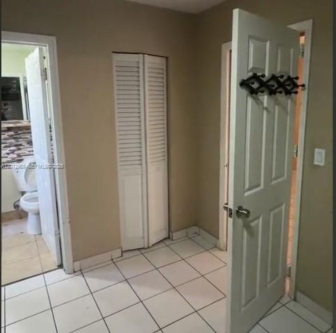 2735 NW 28th St 2735, Miami, FL 33142