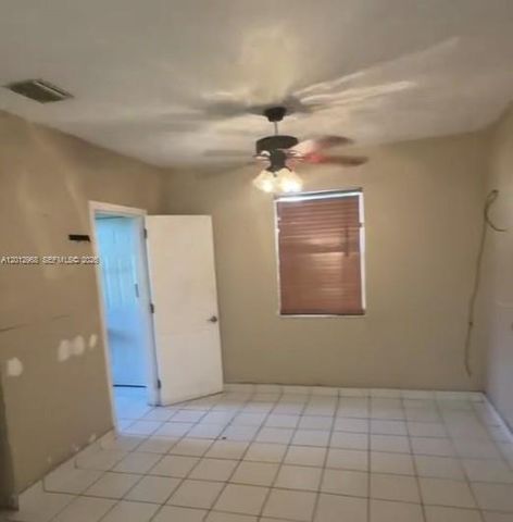 2735 NW 28th St 2735, Miami, FL 33142