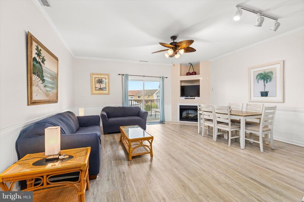 Image 14 of property listing at 8901 RUSTY ANCHOR RD #C, Ocean City, MD 21842