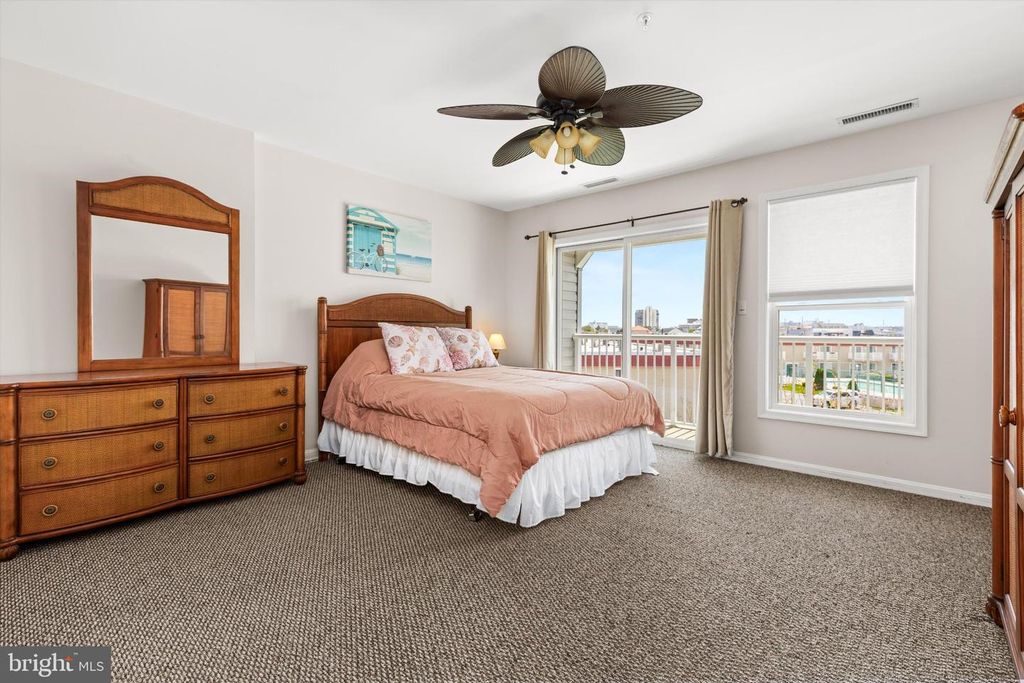 Image 22 of property listing at 8901 RUSTY ANCHOR RD #C, Ocean City, MD 21842