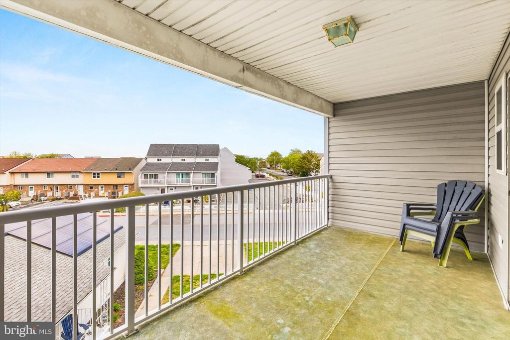 Image 35 of property listing at 8901 RUSTY ANCHOR RD #C, Ocean City, MD 21842