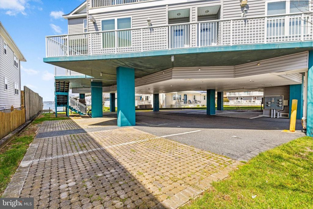 Image 41 of property listing at 8901 RUSTY ANCHOR RD #C, Ocean City, MD 21842