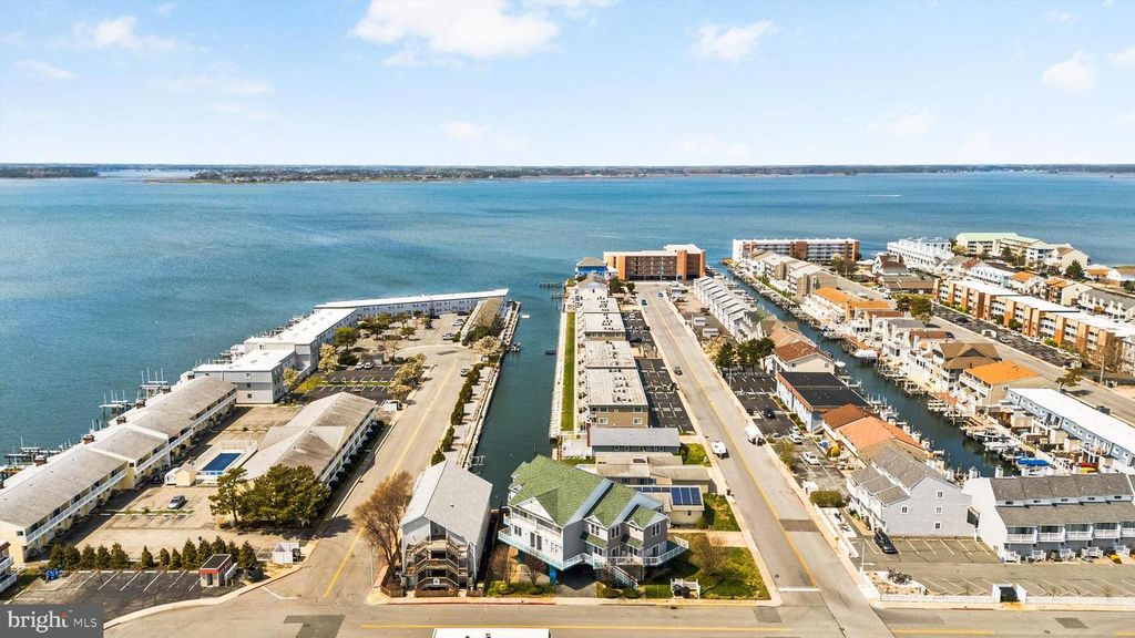 Image 50 of property listing at 8901 RUSTY ANCHOR RD #C, Ocean City, MD 21842