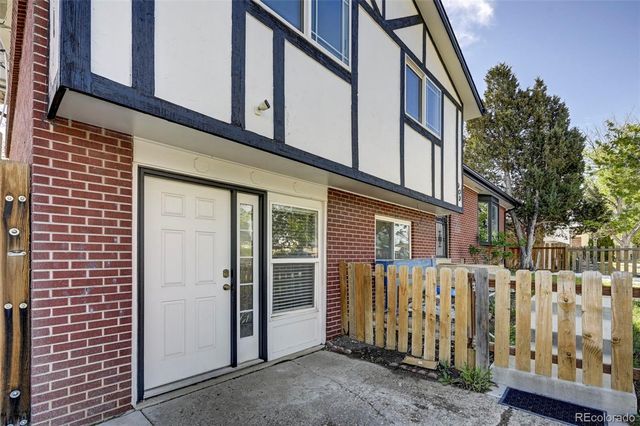 900 Evanston Street, Aurora, CO 80011