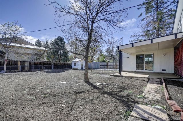 900 Evanston Street, Aurora, CO 80011