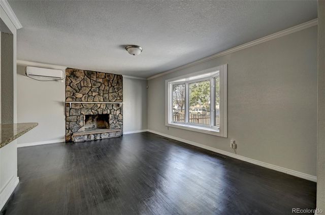 900 Evanston Street, Aurora, CO 80011