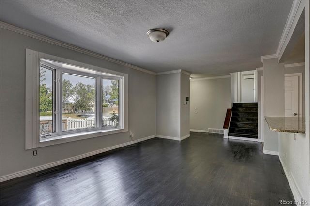 900 Evanston Street, Aurora, CO 80011