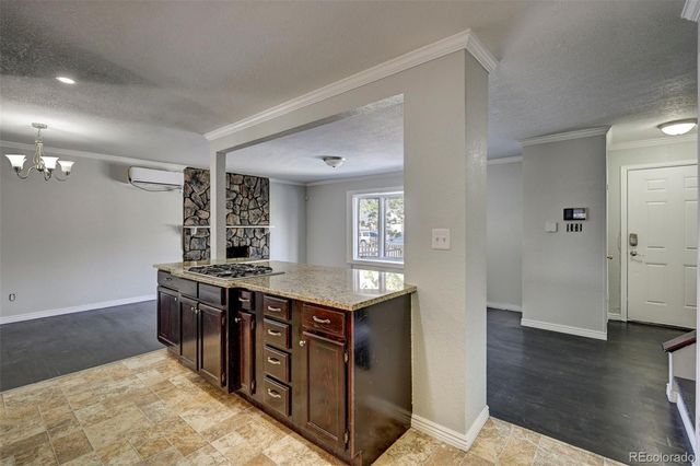 900 Evanston Street, Aurora, CO 80011